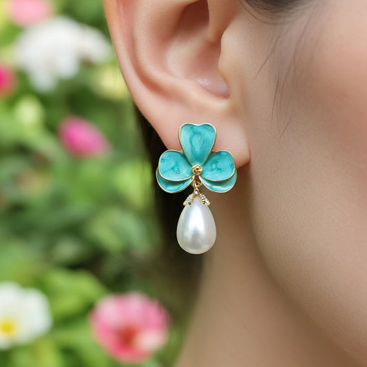 Duchess Clover Pearl