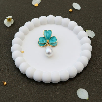 Duchess Clover Pearl